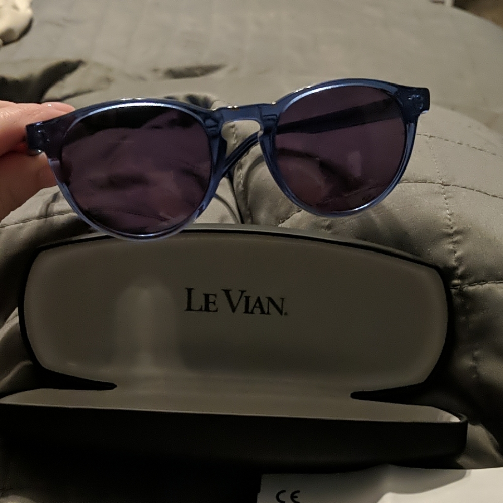 LeVian sunglasses